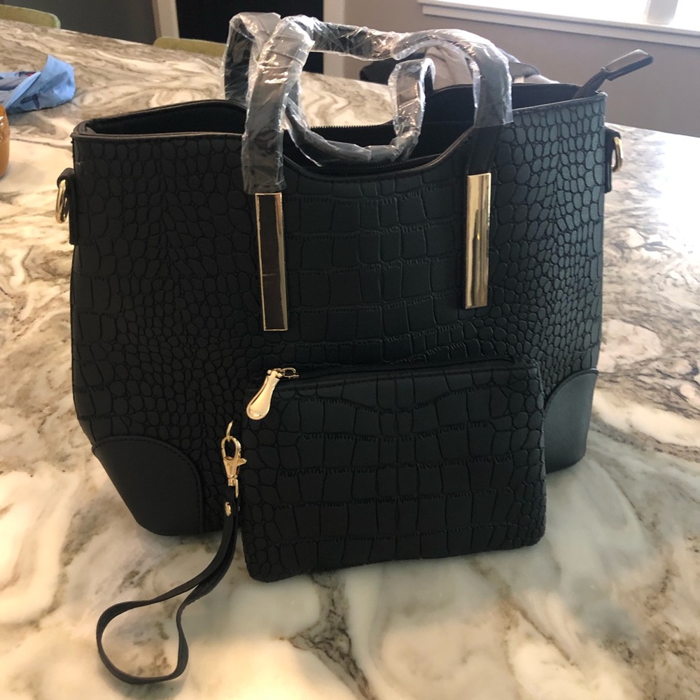 Black Purse Handbag Alligator Pattern